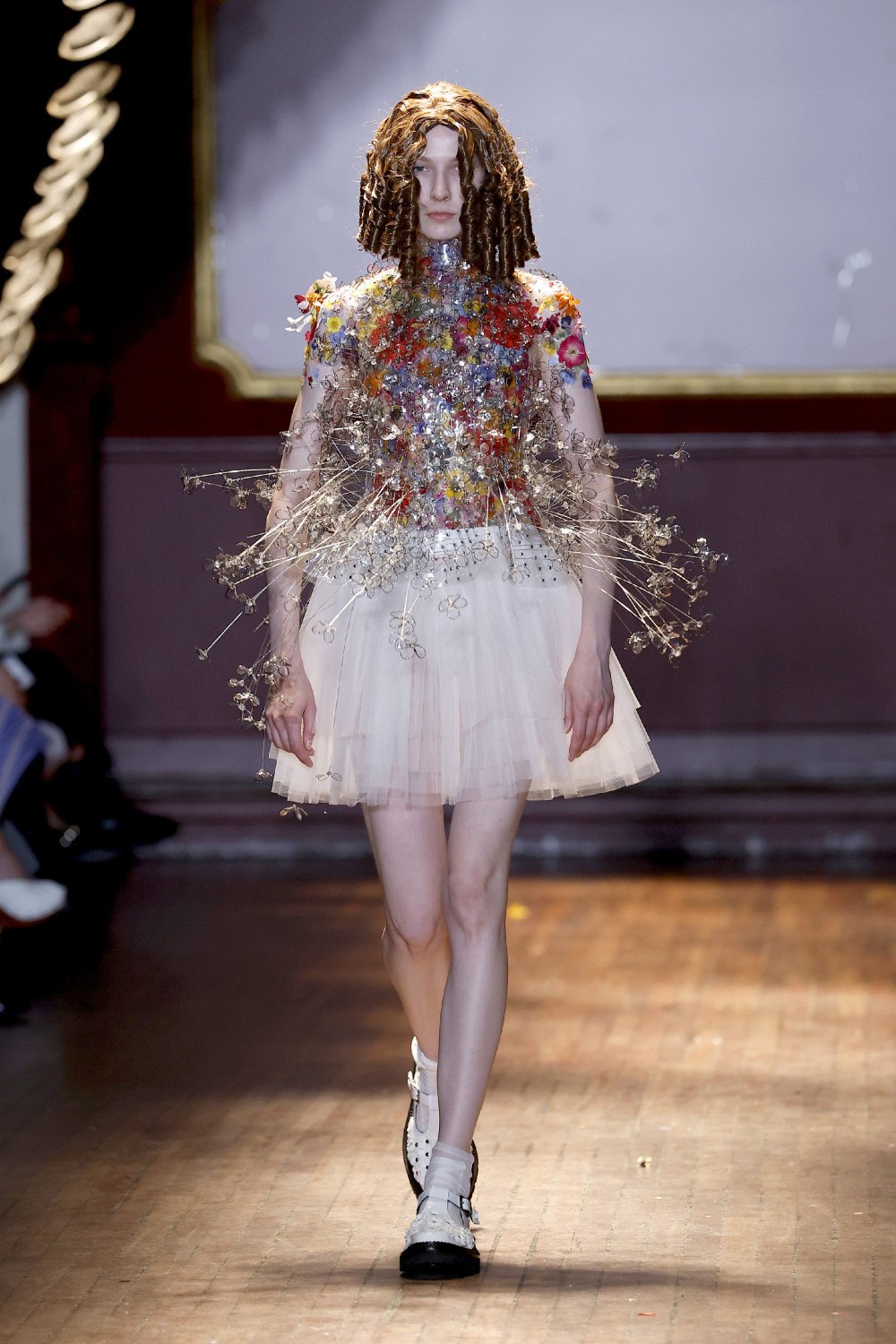 Noir Kei Ninomiya SS27 experimenta con la botánica radical