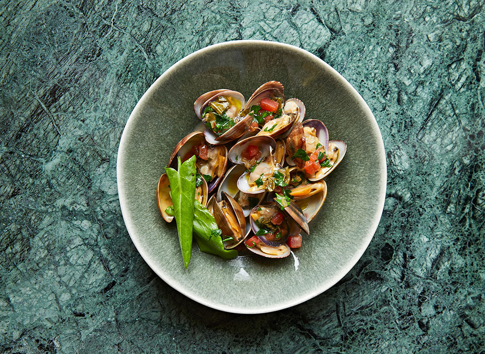Symeon Kamsizoglou presenta Ypseli. La nueva cocina griega