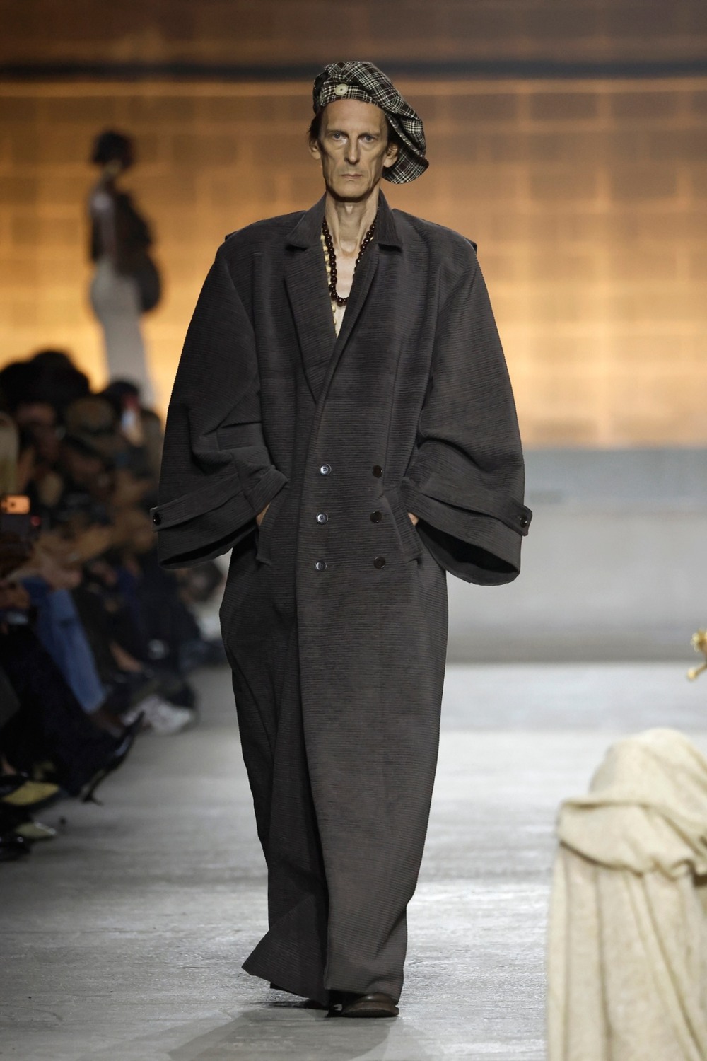 O’Barret en 080 BCN Fashion renace con una moda envolvente