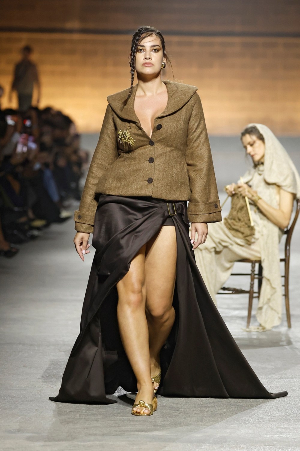 O’Barret en 080 BCN Fashion renace con una moda envolvente