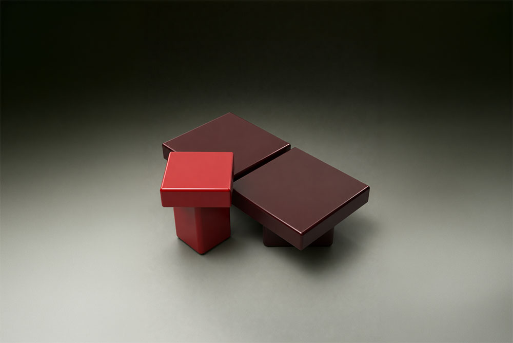 Omelette Editions presenta Turn Table, mesa de Lucas Wotawa