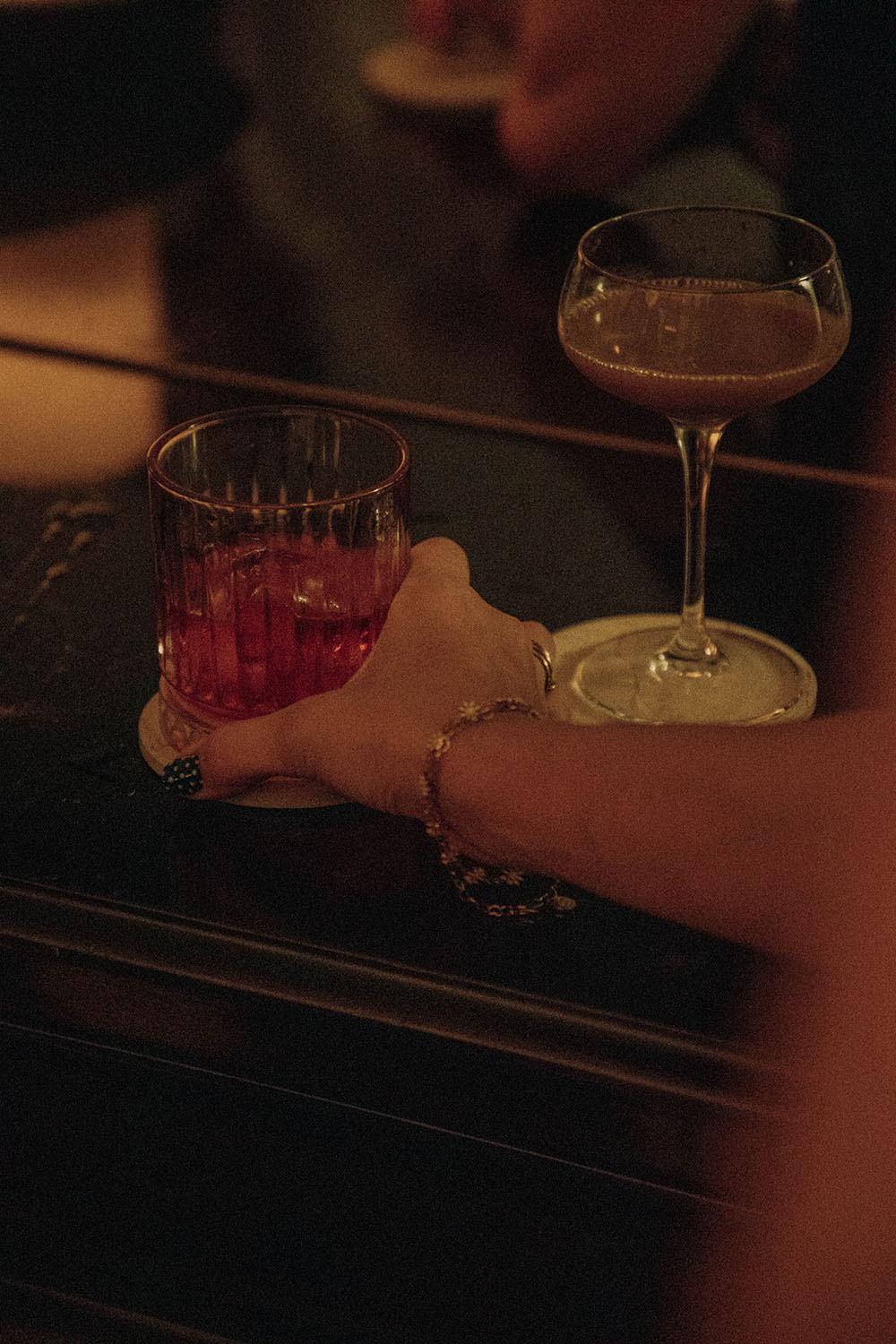 Salón Paralelo, coctelería en Madrid para beber clásicos