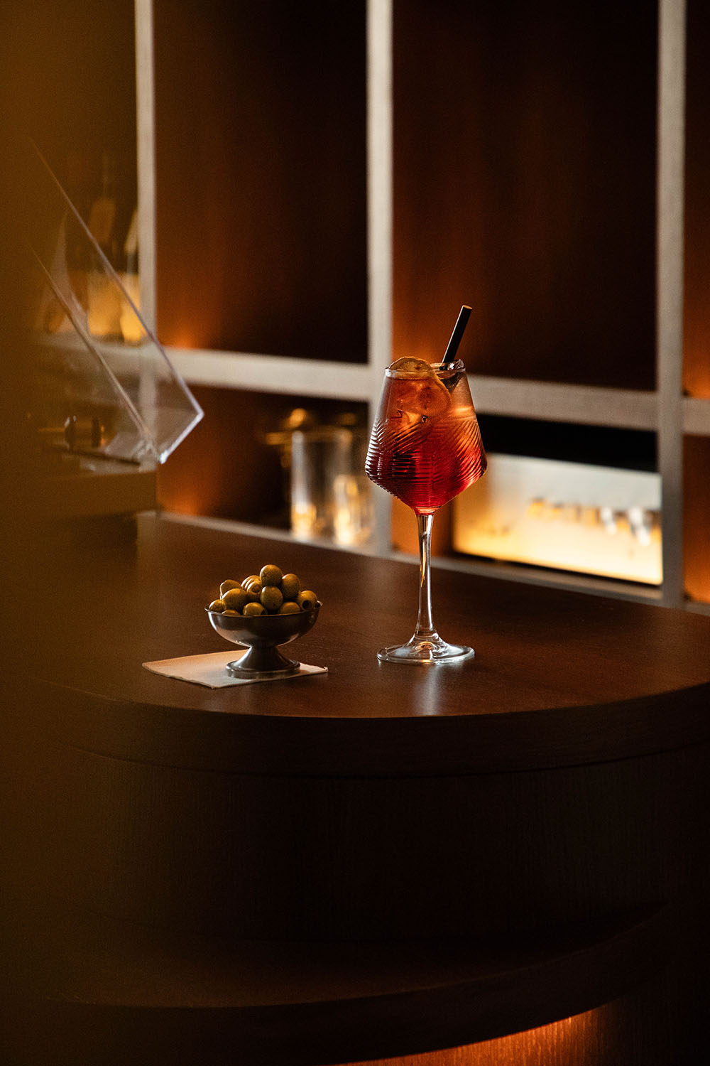 Salón Paralelo, coctelería en Madrid para beber clásicos