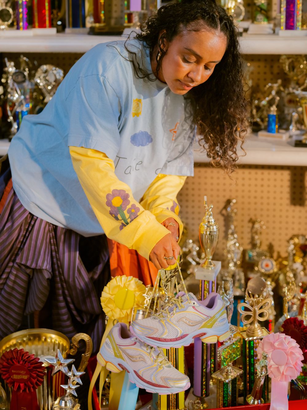 Saucony y Evelynn Escobar inventan las mom shoes