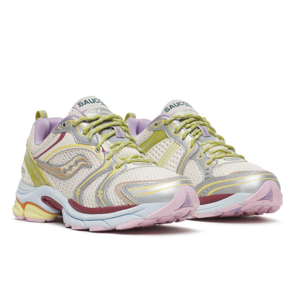 Saucony y Evelynn Escobar inventan las mom shoes