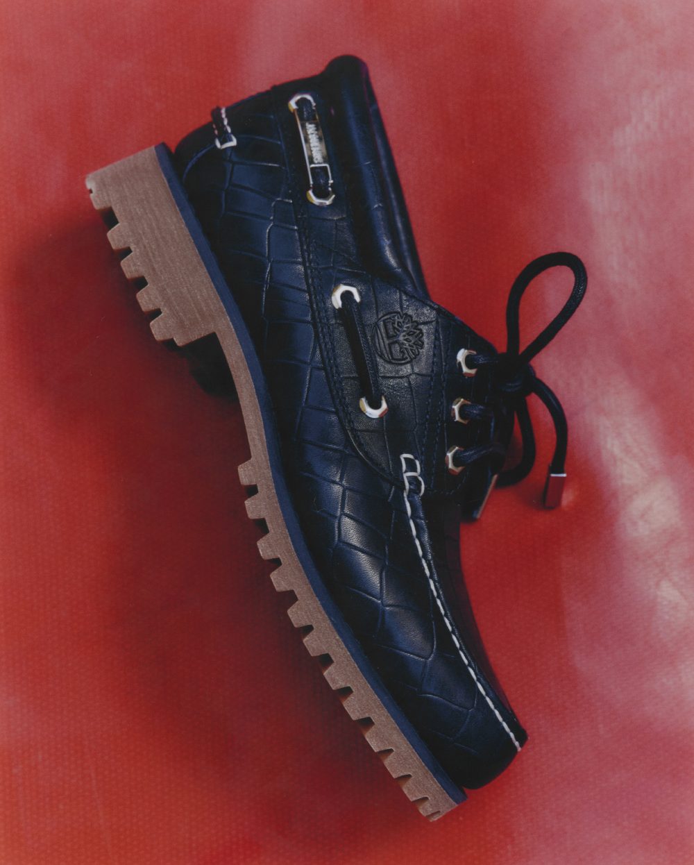 Jacquemus le da un giro exótico al náutico de Timberland