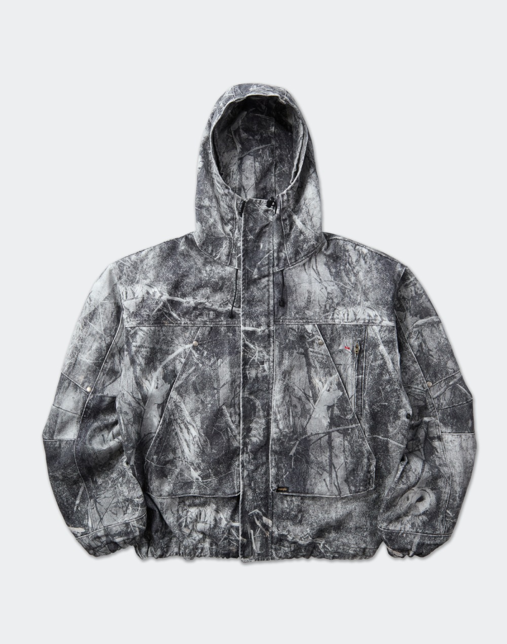 Wrangler y ROA nos llevan al bosque con su nueva colabo