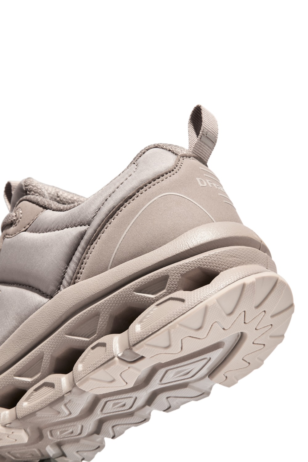 D.Franklin lanza las sneakers perfectas para el frío
