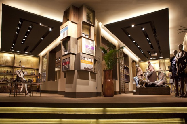 ADOLFO DOMÍNGUEZ MADRID