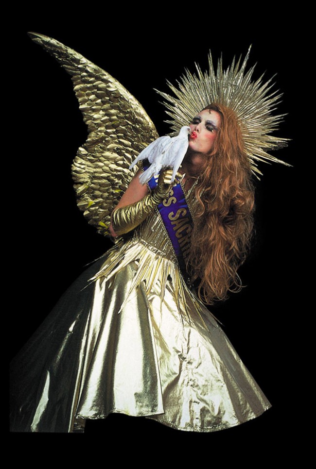 ALTERNATIVE MISS WORLD