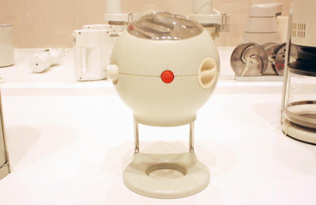 7-braun-molinillo-de-cafe-dieter-rams BRAUN & DIETER RAMS