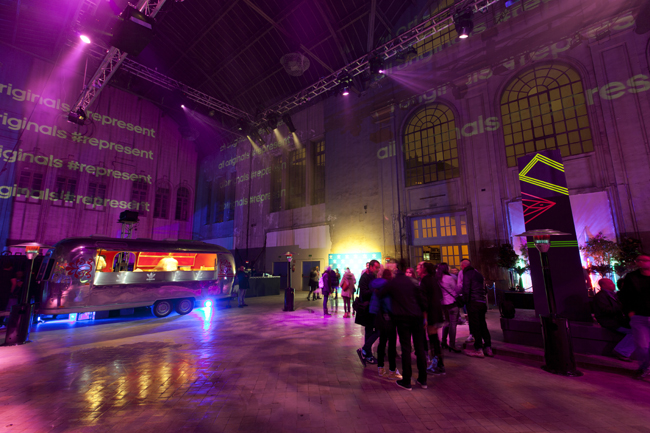 9 adidas all originals represent ADIDAS PARTY FLASHES