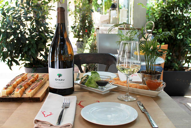 AL PAN PAN, Y AL VINO VINO