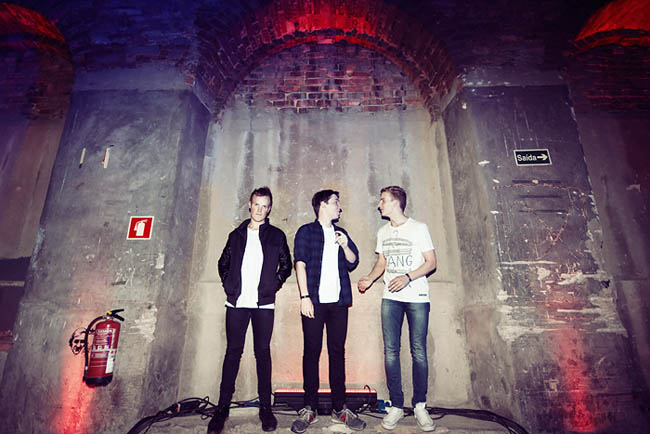 TARAGANA_PYJARAMA-1 BERSHKA FANDAY