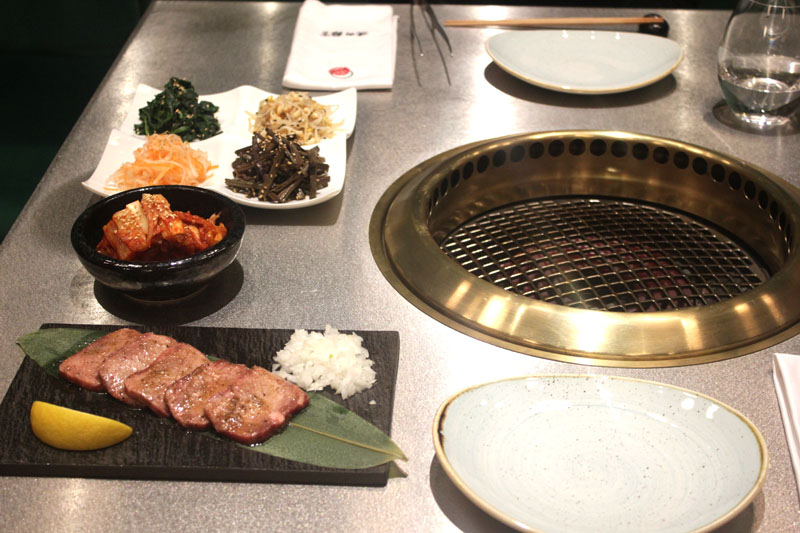 Restaurante Yakiniku Rikyu: Parrilla a la japonesa