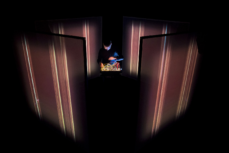 ¿Conoces a Alex Augier y sus visuales?