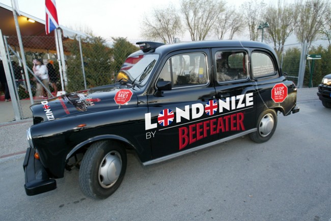 BEEFEATER LONDON CABS