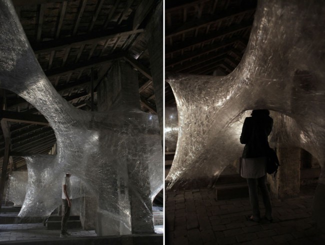 ARQUITECTURA ADHESIVA