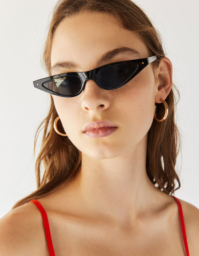 ¿Buscas gafas de Cat Eyes? La encontrarás eb Bershka