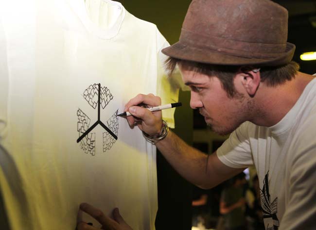 glori-5 BARTCELONA DESIGN EDITION 2011