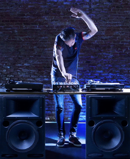 adidas originals gifs ANÍMATE, ADIDAS ORIGINALS TE CUELA EN EL SÓNAR