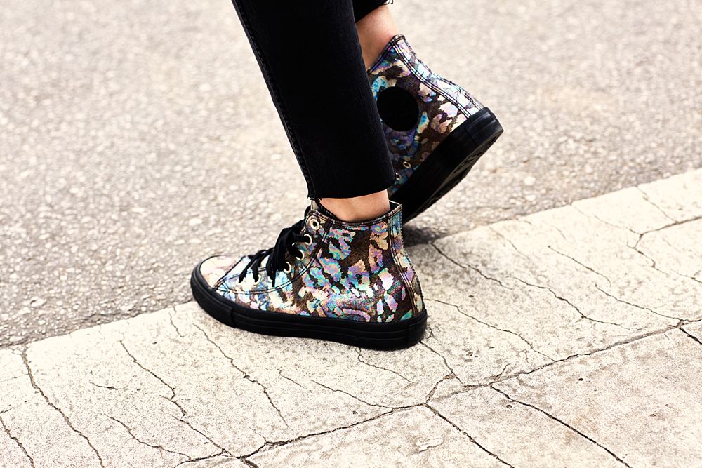 Converse Chuck Taylor All Star Iridescent Leather