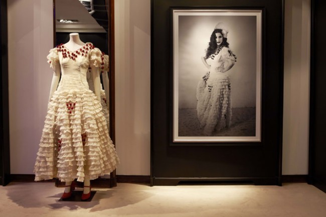 loewe1 ‘BLANCANIEVES’ según LOEWE