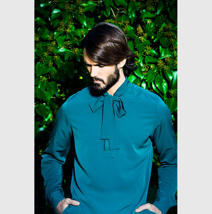 Adiós al Aburrido Traje Azul