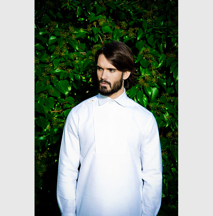 Adiós al Aburrido Traje Azul